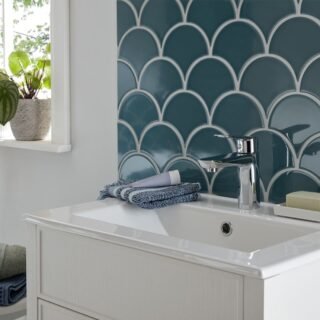 Vado Photon Mono Basin Mixer Tap With Universal Waste - Chrome - Image 4