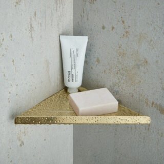 Vado Individual Shama Corner Bathroom Shelf - Image 3