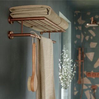Vado Individual Spa Towel Shelf with Towel Rail - Image 3