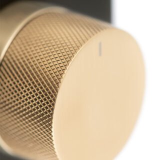 Vado Individual Tablet Fusion Vertical 2 Outlet Thermostatic Concealed Valve with Knurled Handles and Mixed Finish - Image 3