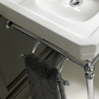 BC Designs Victrion Towel Rail - Image 3