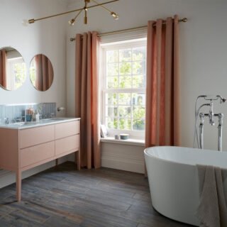 Booth and Co Axbridge Lever 3 Hole Basin Mixer Tap With Pop-Up Basin Waste - Image 3