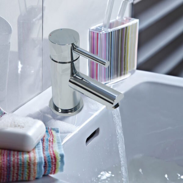 Bristan Blitz Basin Mixer Tap With Clicker Waste - Chrome - Image 3