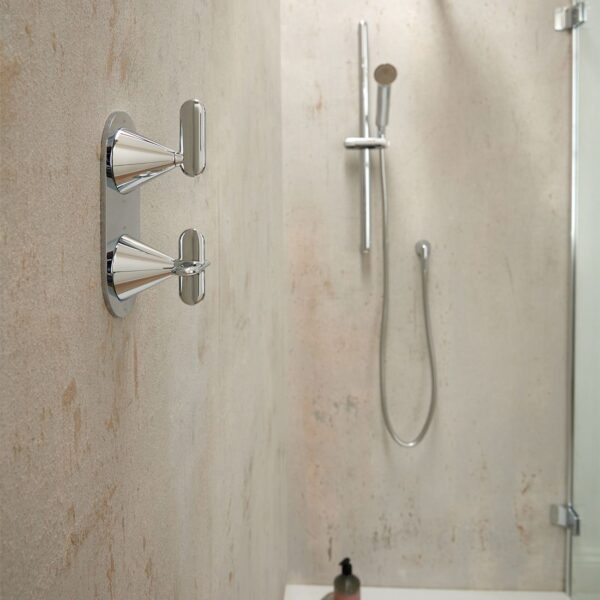 Vado Tablet Arrondi Wall Mounted 1 Outlet 2 Handle Concealed Thermostatic Shower Valve - Chrome - Image 2