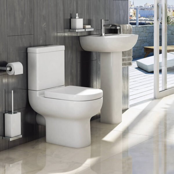 Kartell Studio Close Coupled Toilet With Cistern And Soft Close Seat - Gloss White - Image 2