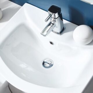 Scudo Swivel Top Slotted Basin Waste - Chrome - Image 3