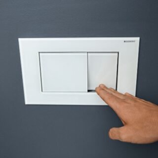 Geberit Sigma40 Square Button Dual Flush Plate - Image 7