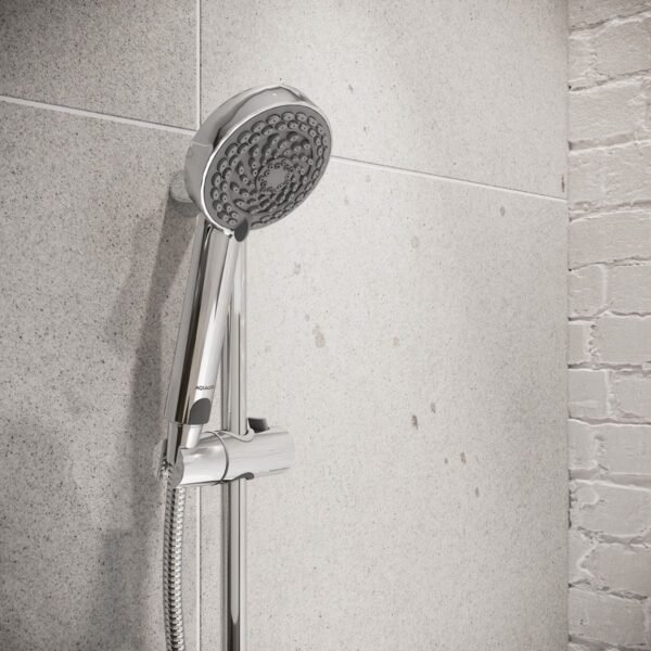 Aqualisa Quartz Classic Smart 2 Outlet Digital Concealed Shower Valve With Riser Rail And Bath Filler - Chrome - Image 4