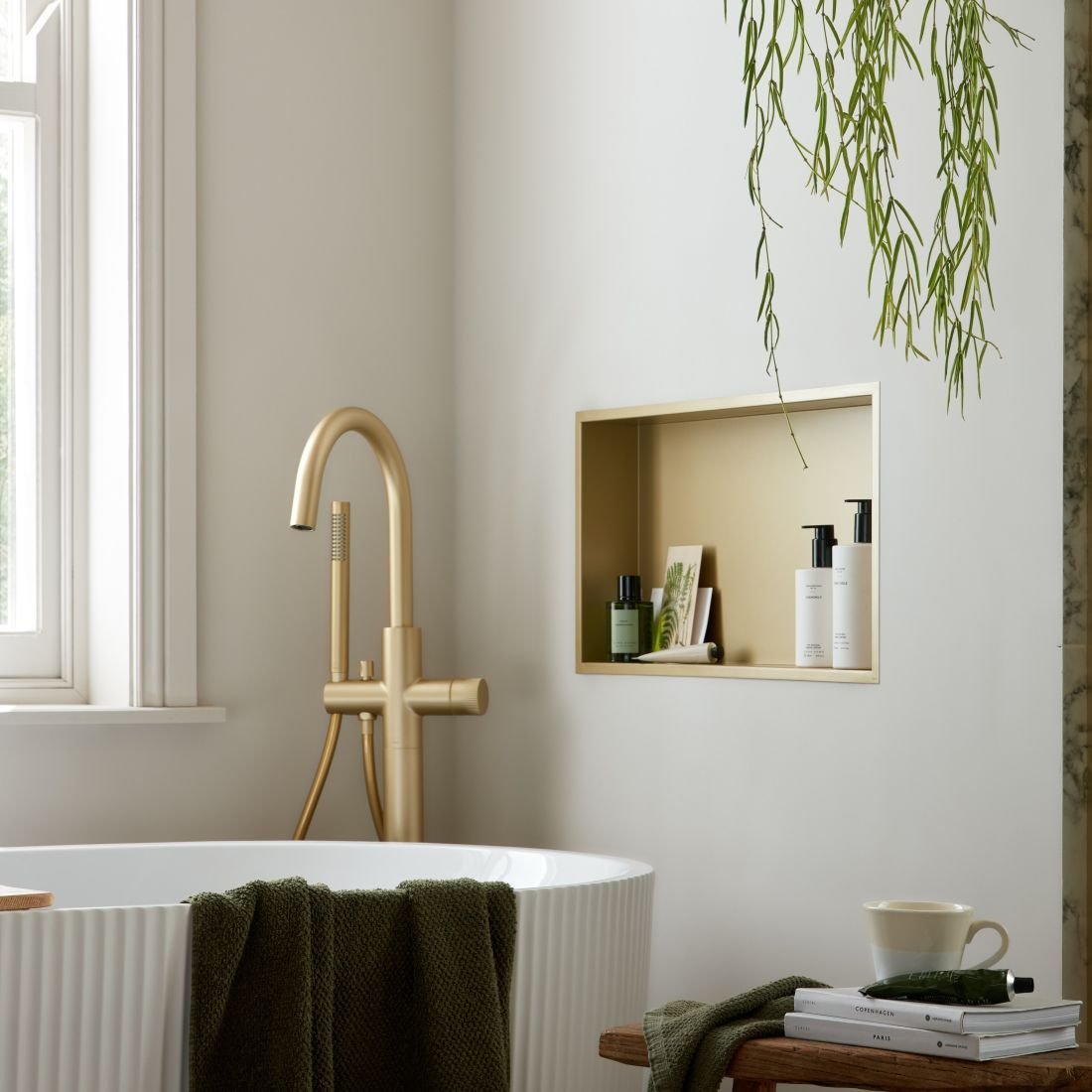 Vado Muse Recessed Wall Niche - 623mm Wide - Image 2