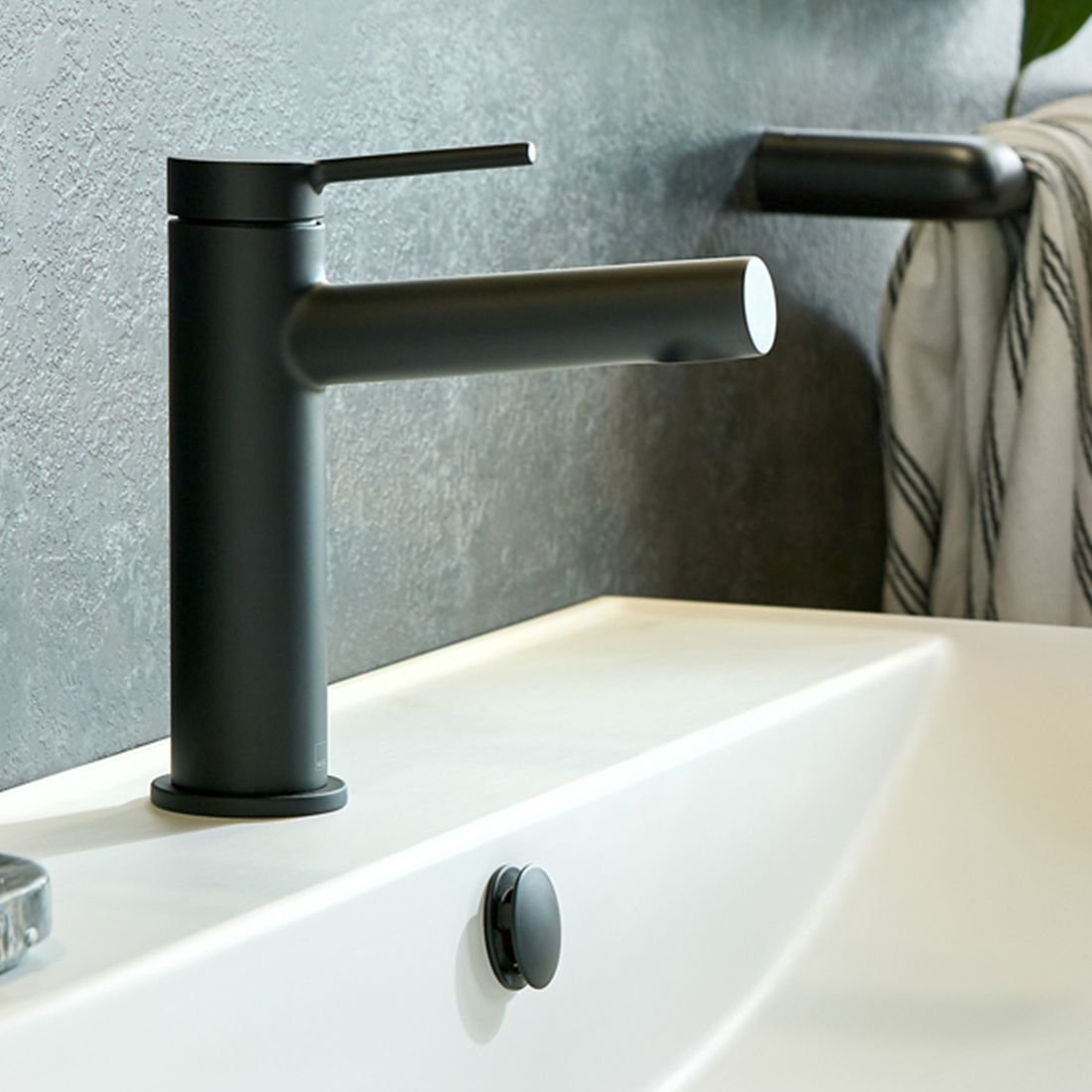 Vado Safari Mono Basin Mixer Tap With Waste For Low Pressure System - Image 6