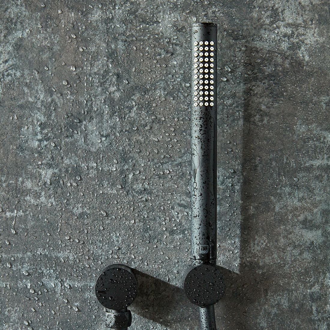 Vado Safari Pencil Shower Handset - Image 2