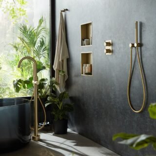 Vado Safari Pencil Shower Handset - Image 4