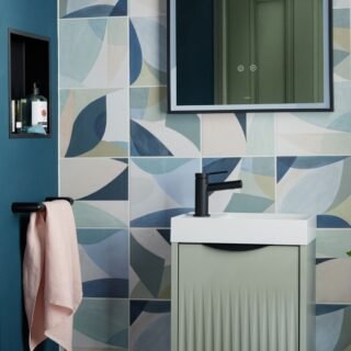 Vado Zoo Towel Rail - 450mm Long - Image 3